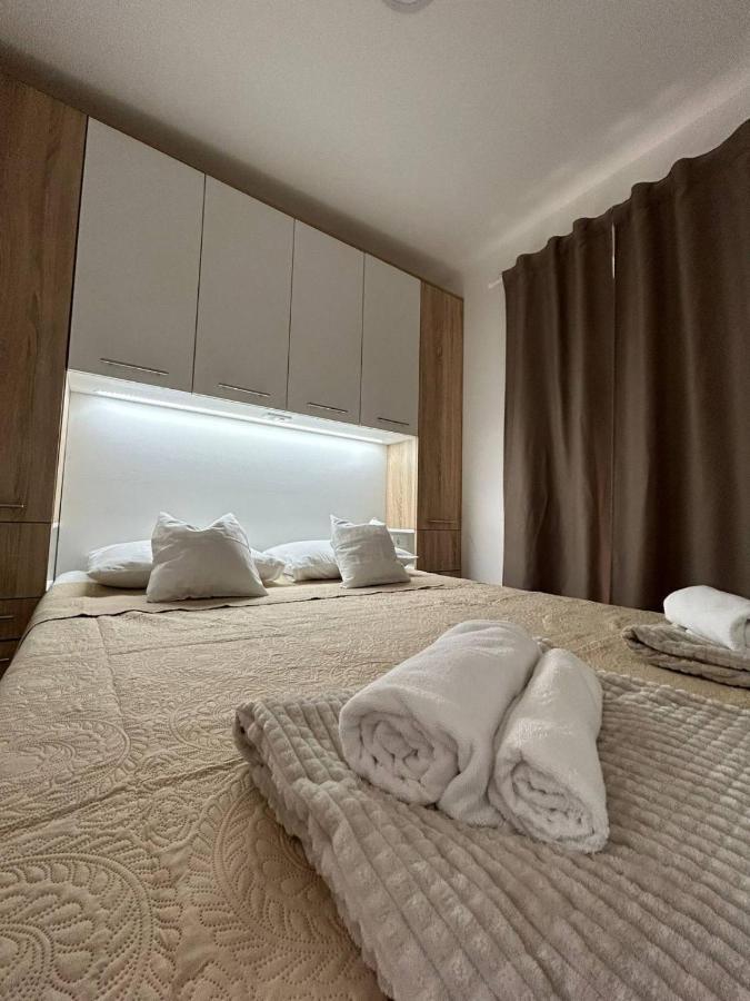 Oremore - Premium Mobile Home - Oaza Mira Camping, Drage Exteriör bild