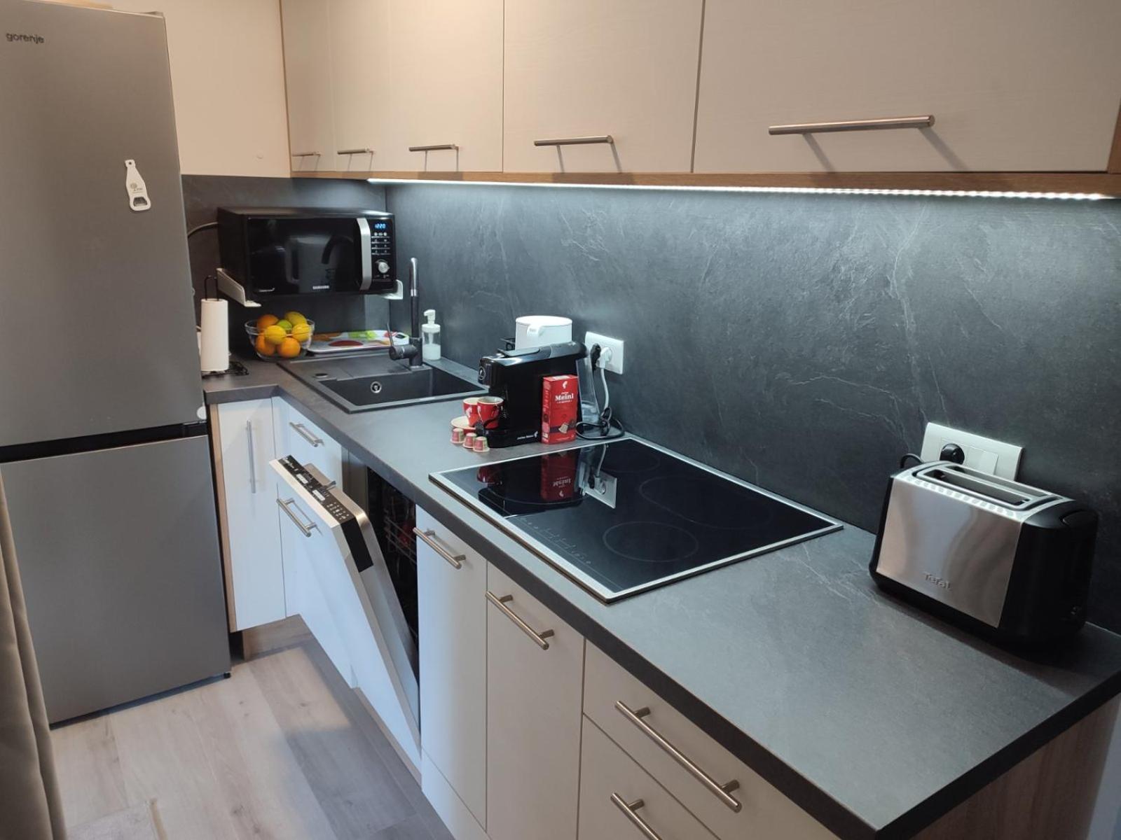 Oremore - Premium Mobile Home - Oaza Mira Camping, Drage Exteriör bild